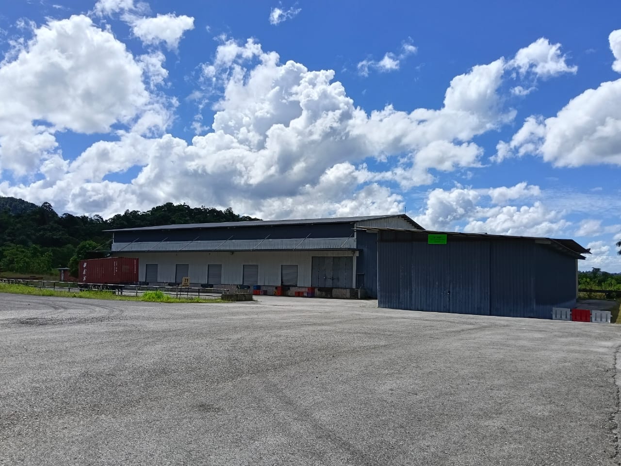 Warehouse storage facility